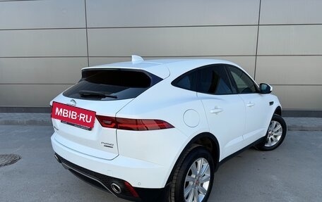 Jaguar E-Pace, 2018 год, 2 800 000 рублей, 5 фотография
