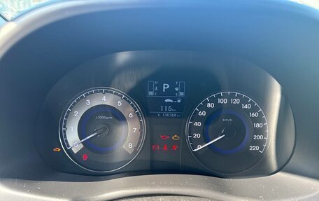 Hyundai Solaris II рестайлинг, 2014 год, 930 000 рублей, 3 фотография