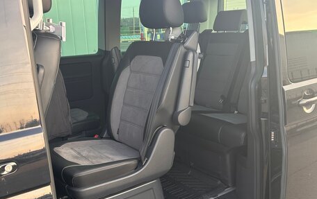 Volkswagen Multivan T6 рестайлинг, 2021 год, 7 000 000 рублей, 9 фотография