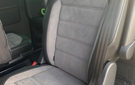 Volkswagen Multivan T6 рестайлинг, 2021 год, 7 000 000 рублей, 11 фотография