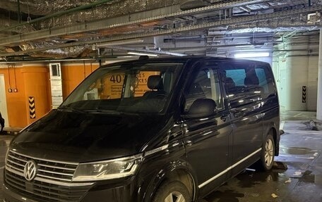 Volkswagen Multivan T6 рестайлинг, 2021 год, 7 000 000 рублей, 17 фотография