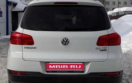 Volkswagen Tiguan I, 2016 год, 2 000 000 рублей, 3 фотография