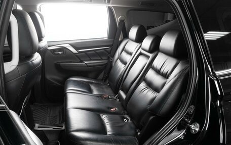 Mitsubishi Pajero Sport III рестайлинг, 2018 год, 2 569 000 рублей, 9 фотография