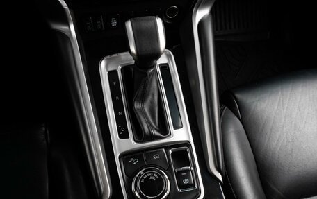 Mitsubishi Pajero Sport III рестайлинг, 2018 год, 2 569 000 рублей, 19 фотография