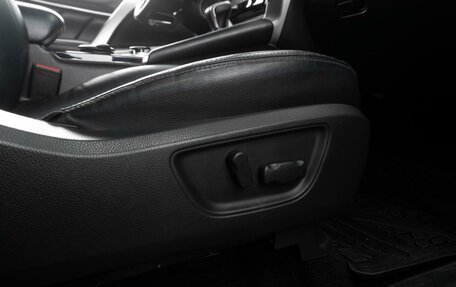 Mitsubishi Pajero Sport III рестайлинг, 2018 год, 2 569 000 рублей, 25 фотография