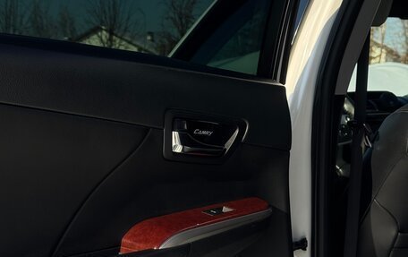 Toyota Camry, 2013 год, 1 877 000 рублей, 34 фотография
