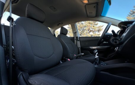 KIA Rio III рестайлинг, 2013 год, 1 069 000 рублей, 18 фотография