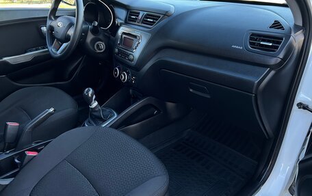 KIA Rio III рестайлинг, 2013 год, 1 069 000 рублей, 17 фотография