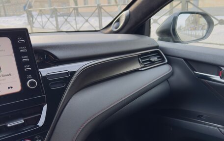 Toyota Camry, 2021 год, 3 400 000 рублей, 5 фотография