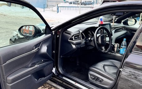 Toyota Camry, 2021 год, 3 400 000 рублей, 12 фотография