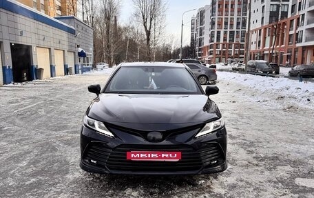 Toyota Camry, 2021 год, 3 400 000 рублей, 18 фотография