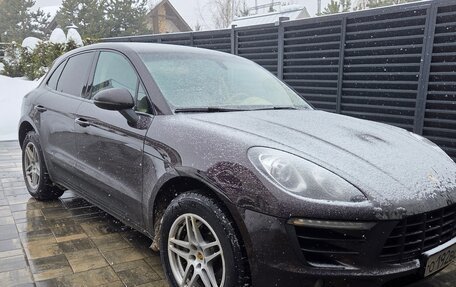 Porsche Macan I рестайлинг, 2015 год, 2 500 000 рублей, 3 фотография