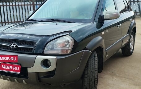 Hyundai Tucson III, 2006 год, 850 000 рублей, 1 фотография