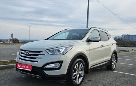 Hyundai Santa Fe III рестайлинг, 2013 год, 2 200 000 рублей, 1 фотография