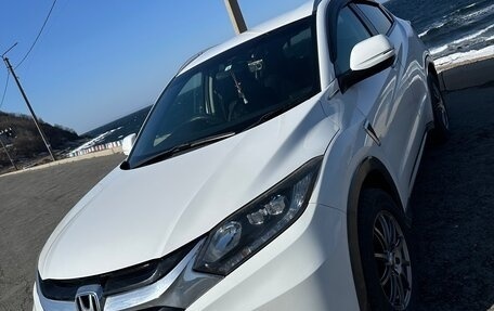 Honda Vezel, 2014 год, 1 250 000 рублей, 1 фотография