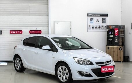 Opel Astra J, 2012 год, 849 900 рублей, 1 фотография