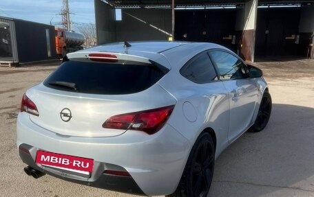 Opel Astra J, 2013 год, 950 000 рублей, 2 фотография