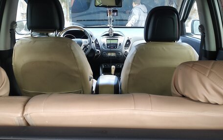 Hyundai ix35 I рестайлинг, 2011 год, 1 450 000 рублей, 4 фотография