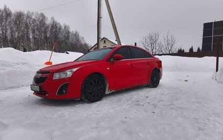 Chevrolet Cruze II, 2013 год, 850 000 рублей, 3 фотография