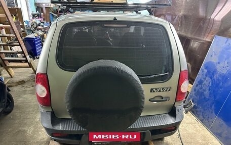 Chevrolet Niva I рестайлинг, 2011 год, 450 000 рублей, 4 фотография