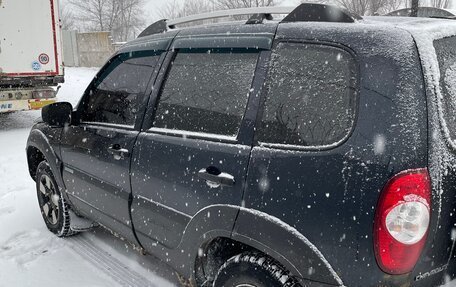 Chevrolet Niva I рестайлинг, 2011 год, 460 000 рублей, 3 фотография