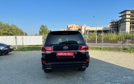 Toyota Land Cruiser 200, 2019 год, 9 500 000 рублей, 4 фотография