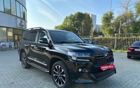 Toyota Land Cruiser 200, 2019 год, 9 500 000 рублей, 2 фотография