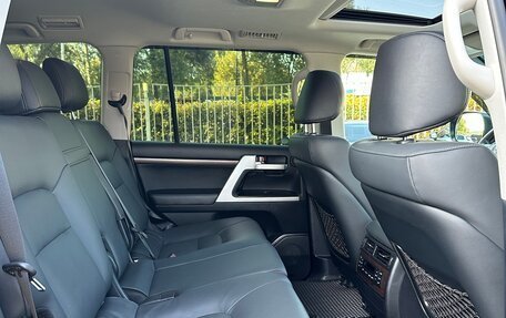 Toyota Land Cruiser 200, 2019 год, 9 500 000 рублей, 6 фотография