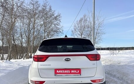 KIA Sportage IV рестайлинг, 2018 год, 1 850 000 рублей, 2 фотография