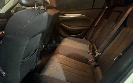 Mazda 6, 2018 год, 1 870 000 рублей, 17 фотография