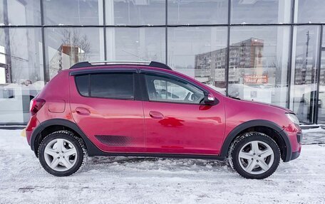 Renault Sandero II рестайлинг, 2018 год, 895 000 рублей, 5 фотография