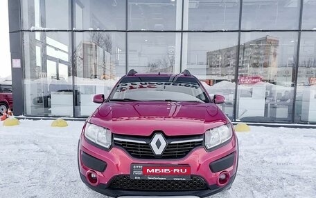 Renault Sandero II рестайлинг, 2018 год, 895 000 рублей, 2 фотография