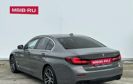 BMW 5 серия, 2022 год, 4 800 000 рублей, 7 фотография