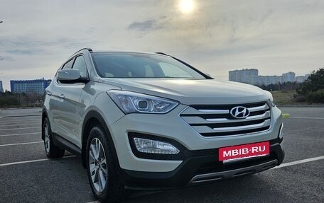 Hyundai Santa Fe III рестайлинг, 2013 год, 2 200 000 рублей, 3 фотография