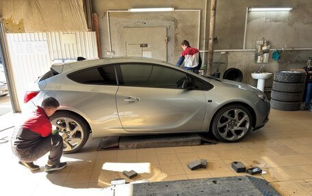 Opel Astra J, 2014 год, 960 000 рублей, 3 фотография