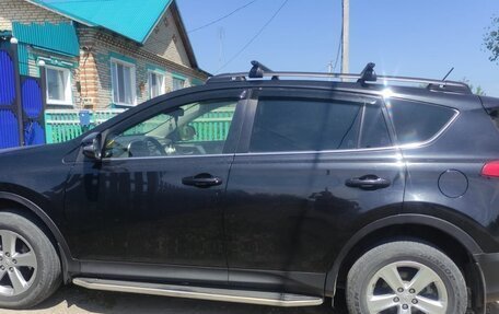 Toyota RAV4, 2015 год, 2 250 000 рублей, 3 фотография