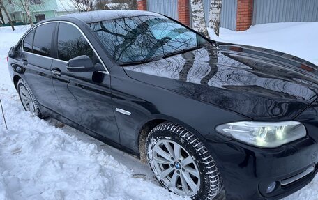 BMW 5 серия, 2016 год, 2 000 000 рублей, 2 фотография