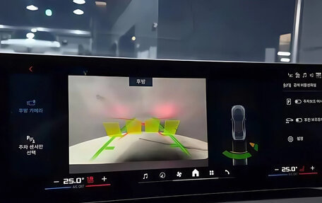 BMW M2, 2025 год, 11 280 000 рублей, 10 фотография