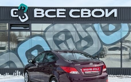 Hyundai Solaris II рестайлинг, 2011 год, 825 000 рублей, 3 фотография