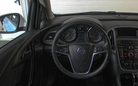 Opel Astra J, 2012 год, 849 900 рублей, 9 фотография