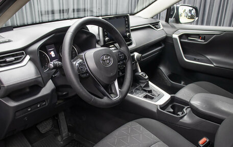 Toyota RAV4, 2021 год, 3 898 000 рублей, 14 фотография