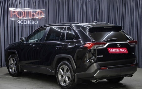 Toyota RAV4, 2021 год, 3 898 000 рублей, 7 фотография