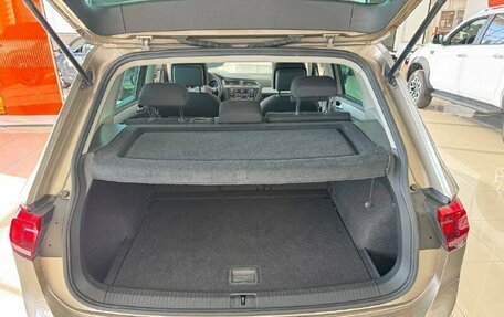 Volkswagen Tiguan II, 2018 год, 2 800 000 рублей, 12 фотография