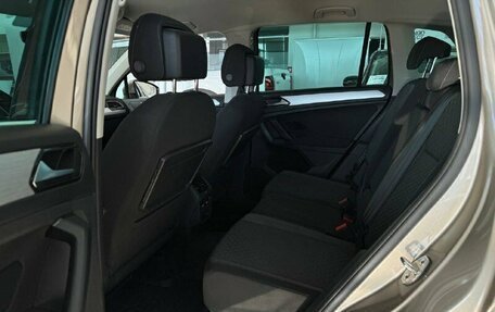 Volkswagen Tiguan II, 2018 год, 2 800 000 рублей, 22 фотография