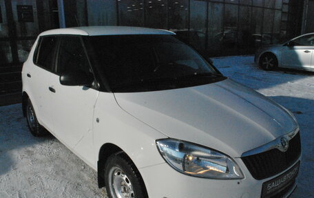 Skoda Fabia II, 2013 год, 620 000 рублей, 2 фотография