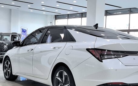 Hyundai Elantra, 2021 год, 1 385 000 рублей, 6 фотография