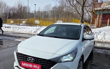 Hyundai Solaris II рестайлинг, 2020 год, 1 340 000 рублей, 1 фотография