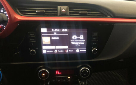 KIA Rio IV, 2022 год, 1 999 000 рублей, 22 фотография