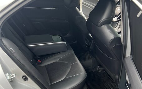 Toyota Camry, 2021 год, 3 350 000 рублей, 1 фотография