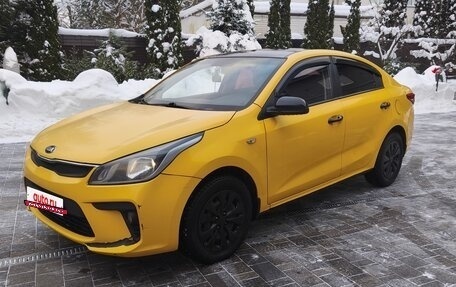 KIA Rio IV, 2017 год, 890 000 рублей, 1 фотография